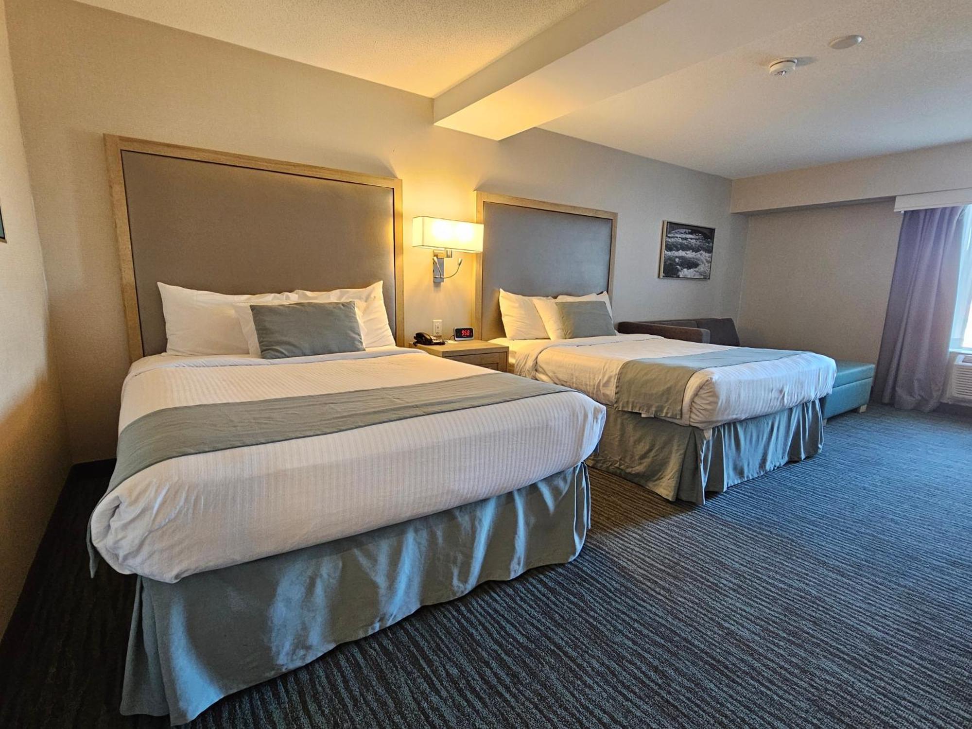 Vittoria Hotel & Suites Ниагара-Фолс Экстерьер фото