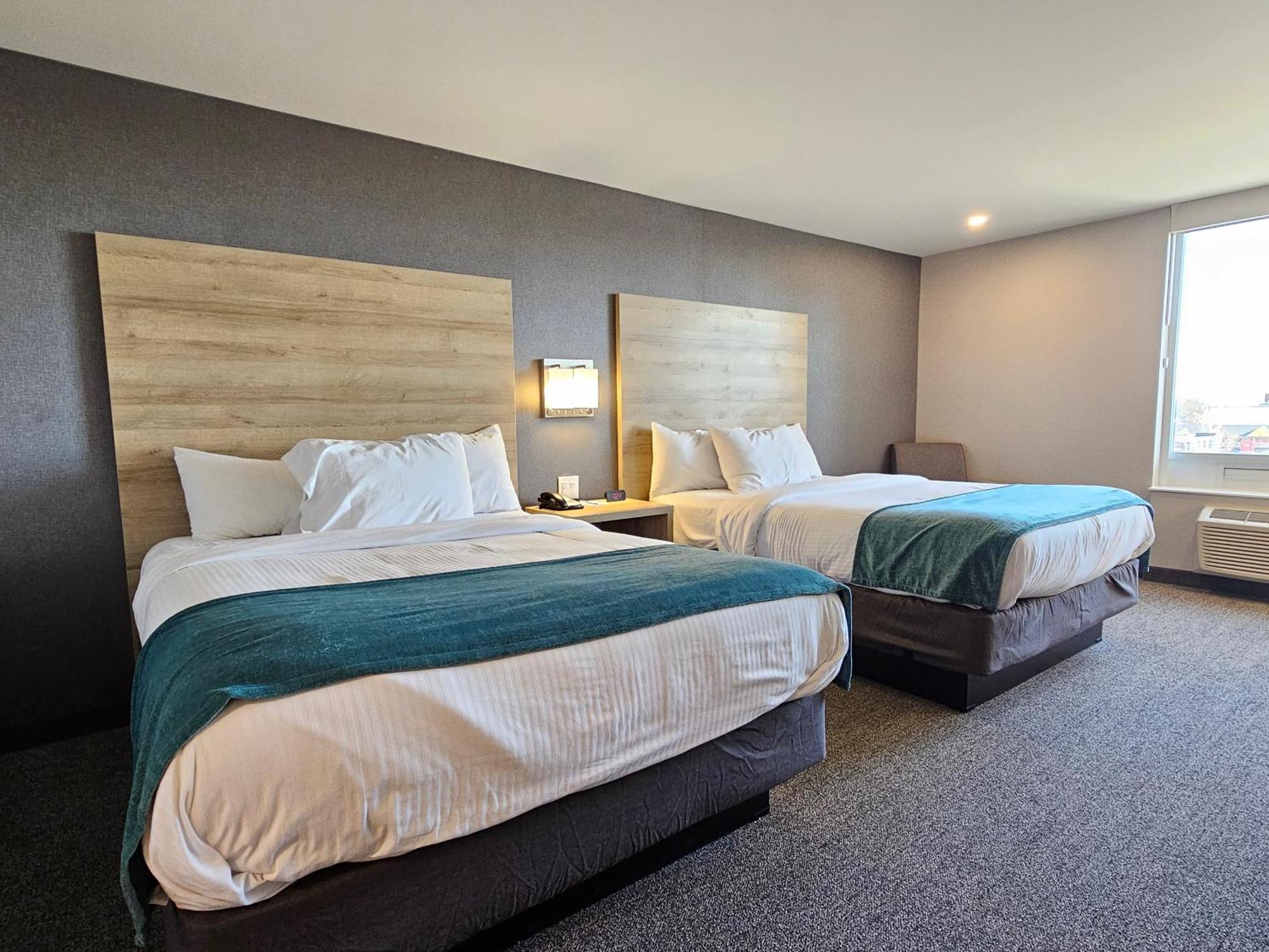 Vittoria Hotel & Suites Ниагара-Фолс Экстерьер фото
