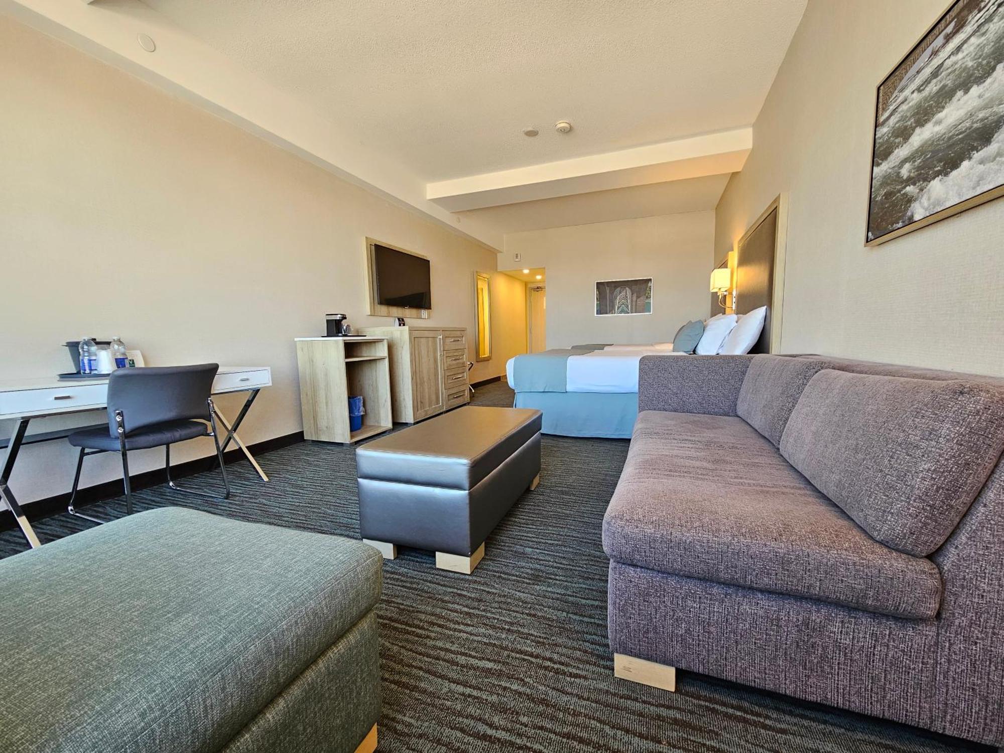 Vittoria Hotel & Suites Ниагара-Фолс Экстерьер фото